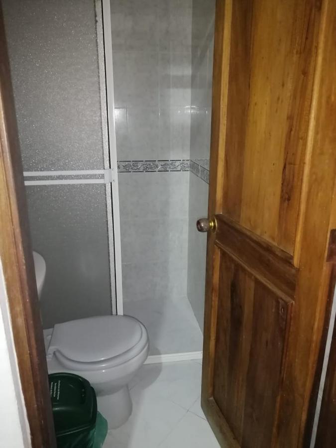Hotel Barajas Jardin Bagian luar foto